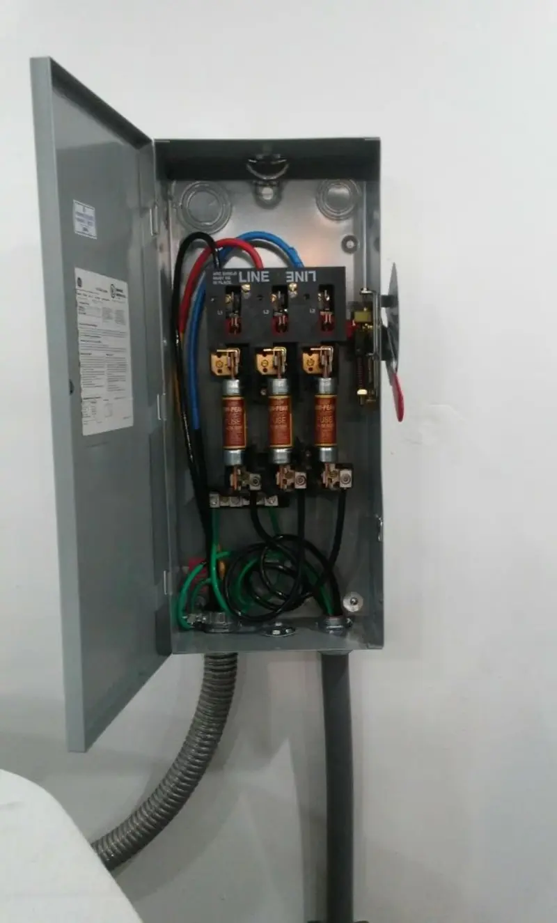 Three-phase disconnect switch installed for Electrical Wiring & Rewiring in Havelock